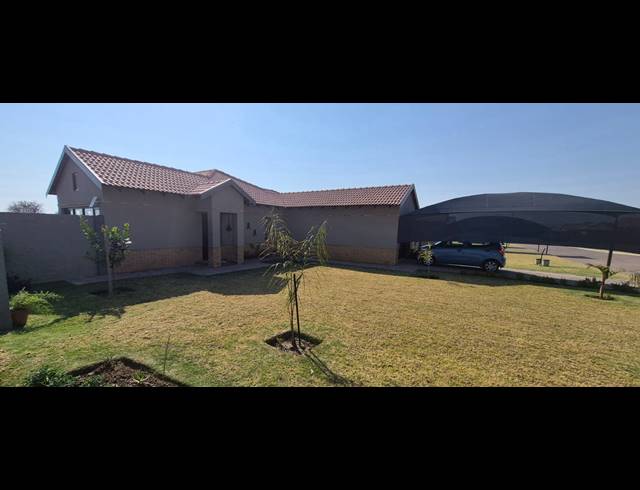 3 BEDROOM GATED ESTATE FOR SALE IN HEXRIVIER LIFESTYLE ESTATE